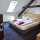 D160_20250530120535_gaestezimmer_goldener_stern.jpg