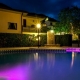 I5153_20210428120421_La_piscina_dellhotel_illluminata_per_la_sera.jpg