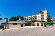 [hotel image]